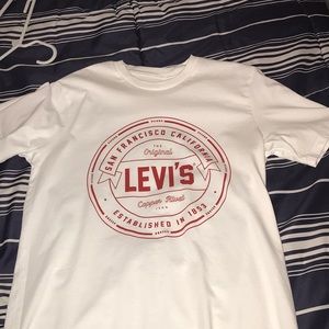 Levis shirt